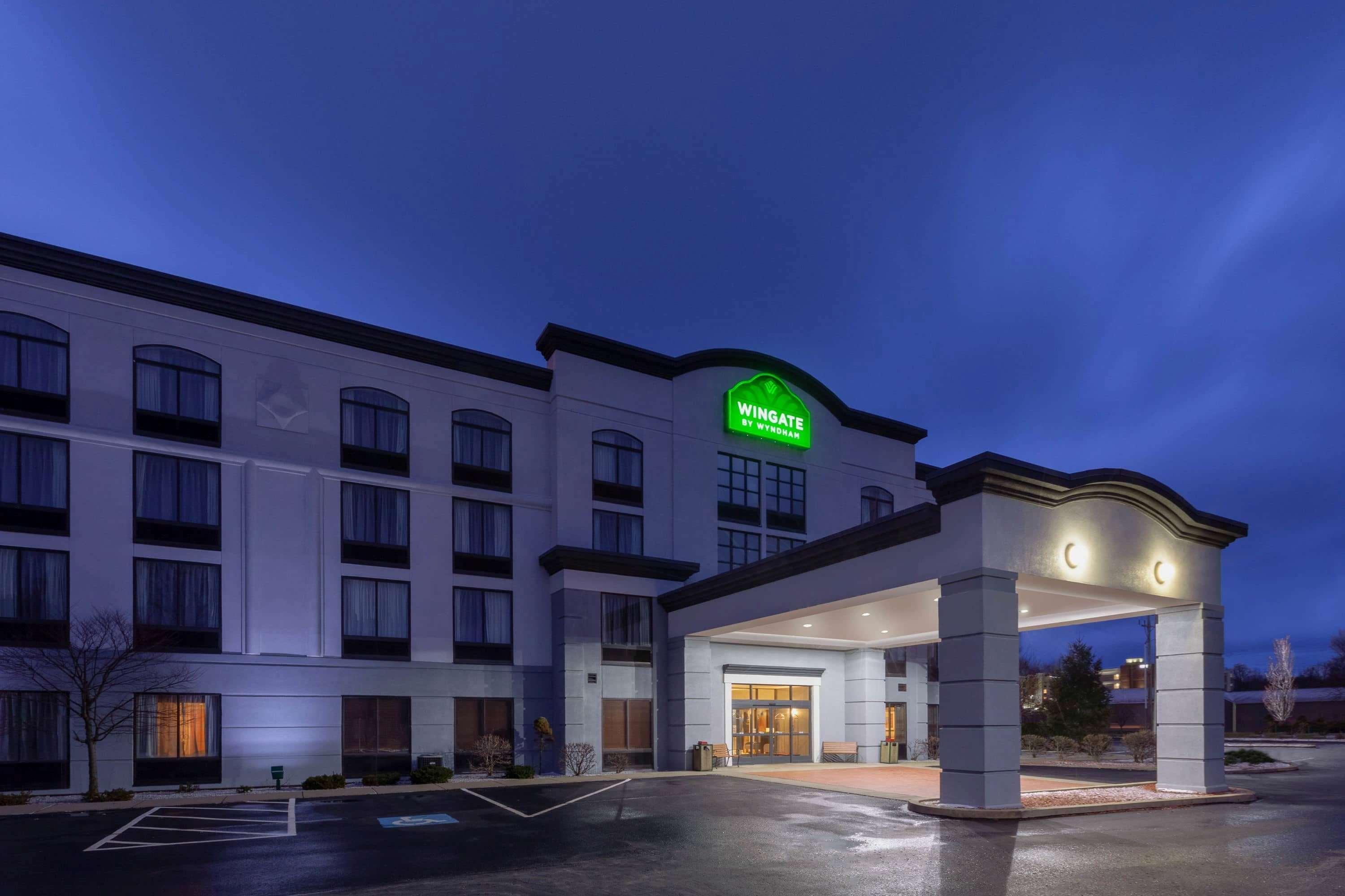 Wingate By Wyndham Erie Hotel Bagian luar foto